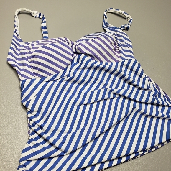 3/$15 apt 9 blue, purple striped tankini bathing suit top women's size medium - Picture 2 of 10